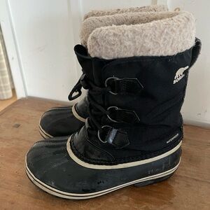 Sorel Black and Cream Insulated Boots